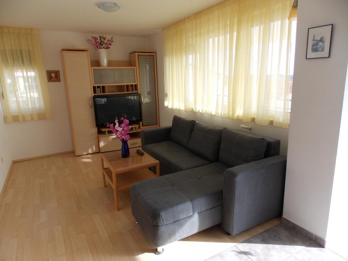 Apartments Villa Goja Trogir Bagian luar foto