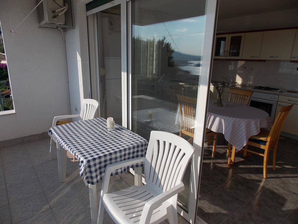 Apartments Villa Goja Trogir Bagian luar foto