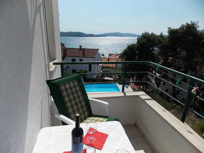 Apartments Villa Goja Trogir Bagian luar foto